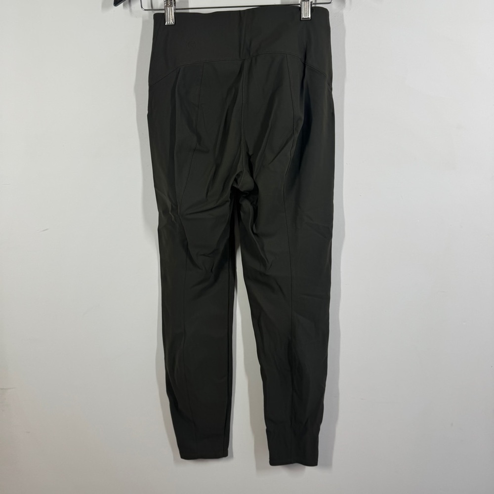 Lululemon Olive Green Here to There Tapered Pants Size 6 Athleisure Travel - Picture 6 of 10